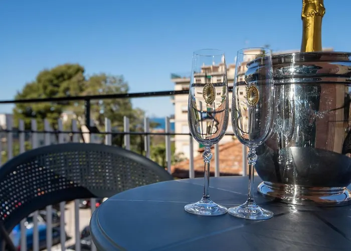 Bed & Breakfast Alma 4*